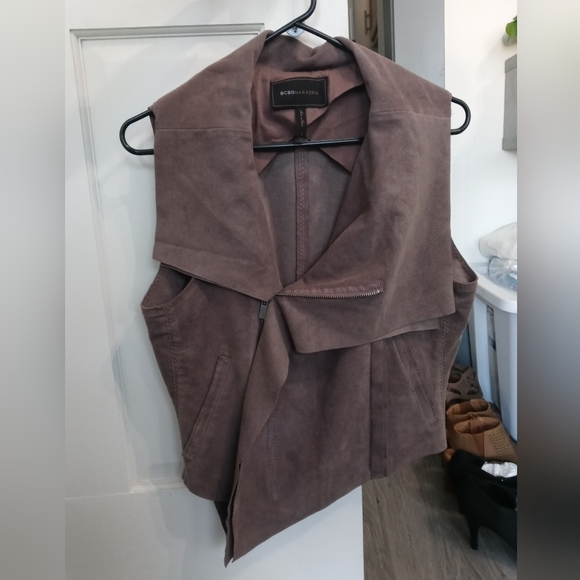 BCBGMaxAzria Jackets & Blazers - NWOT - L-BCBG MaxAzria Vest